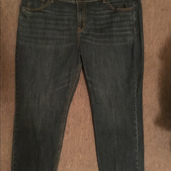 NEW OLD NAVY BOYFRIEND PETITE JEANS - Picture 2 of 3